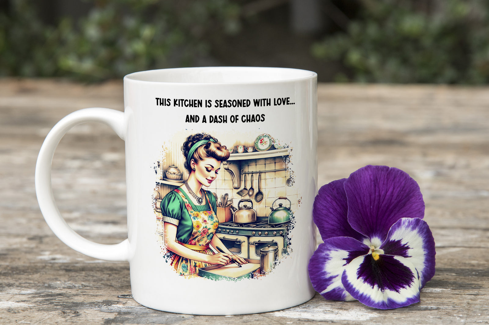 Chaotic Kitchen Bad Housewife Funny Novelty Mug Gift Homemade Love Coffee Cup