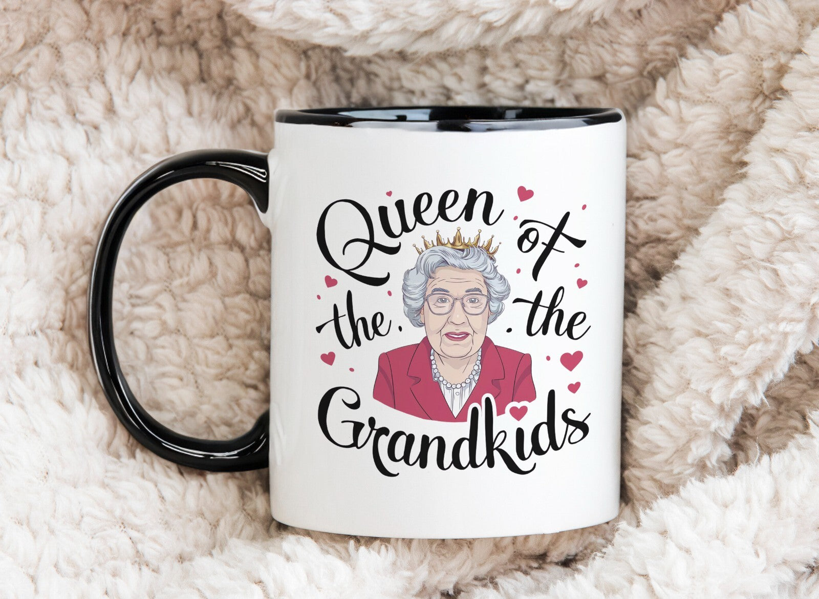 Grandma Queen of the Grandkids Gift Granny Novelty Mug Gift Coffee Cup